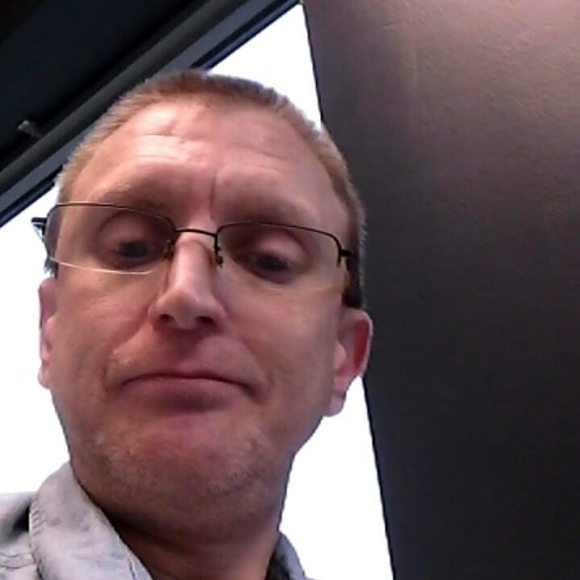 Meet your Posher, Robert - Picture 1 of 1